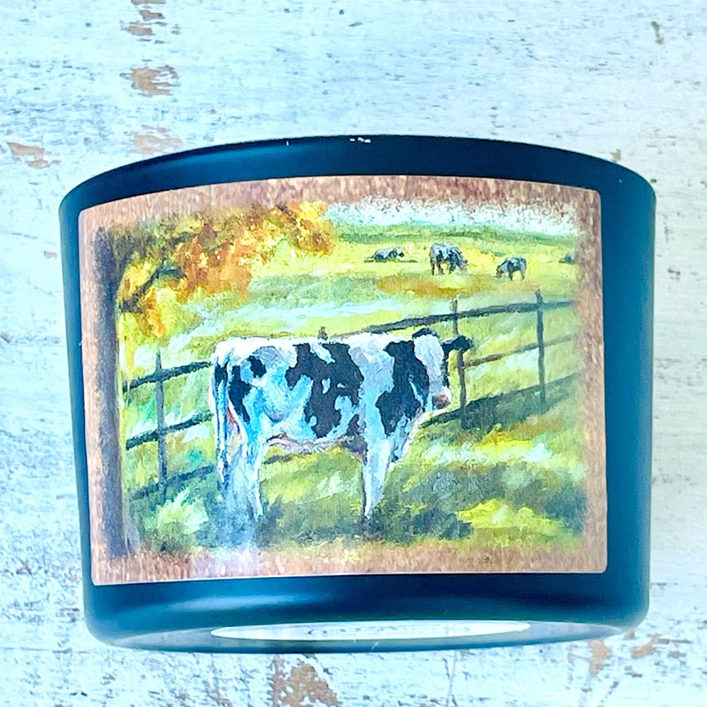 *Fall Cows Candle 14 oz.  Autumn Leaves Scent